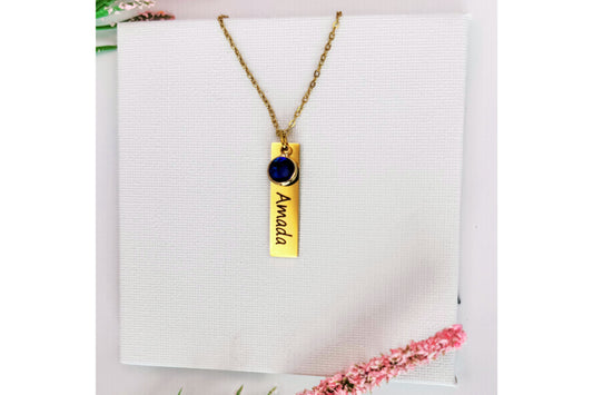Collar "Amada" – Acero Inoxidable Dorado con Piedra Azul