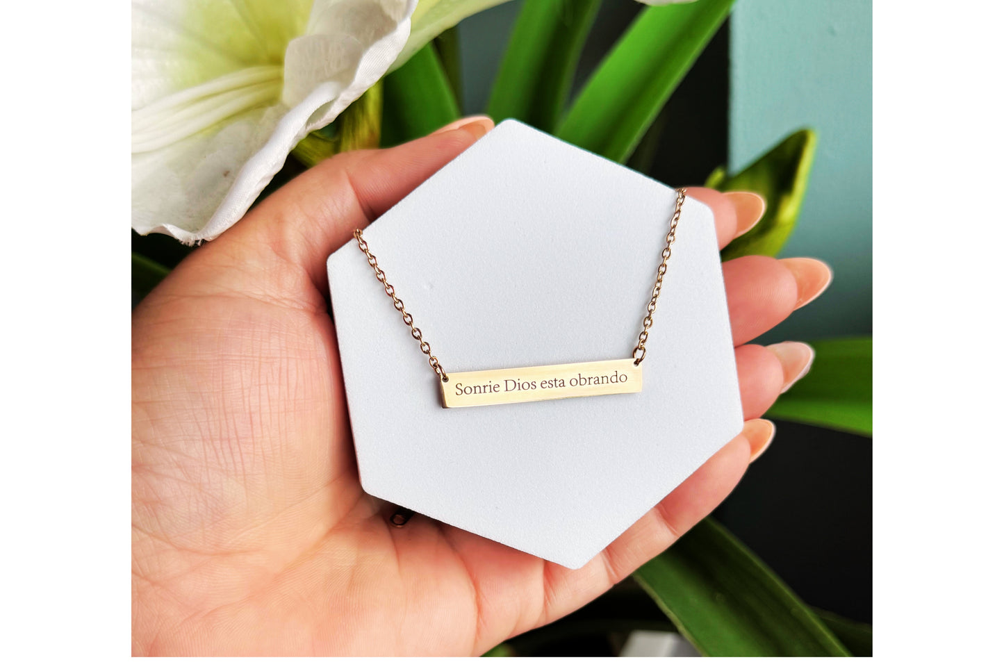 Collar "Sonríe, Dios está obrando" – Acero Inoxidable Rose Gold